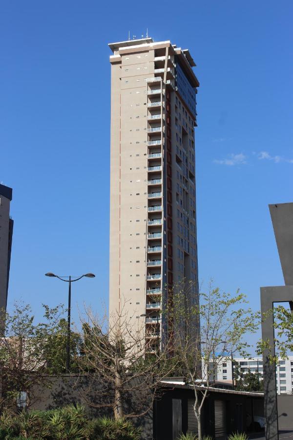 Green Avenue Apartments 哈博罗内 外观 照片